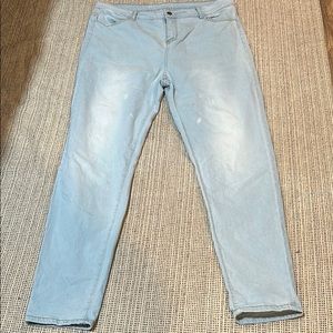 Light wash jeans